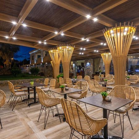 Dias Hotel & Apts Сталіда Екстер'єр фото