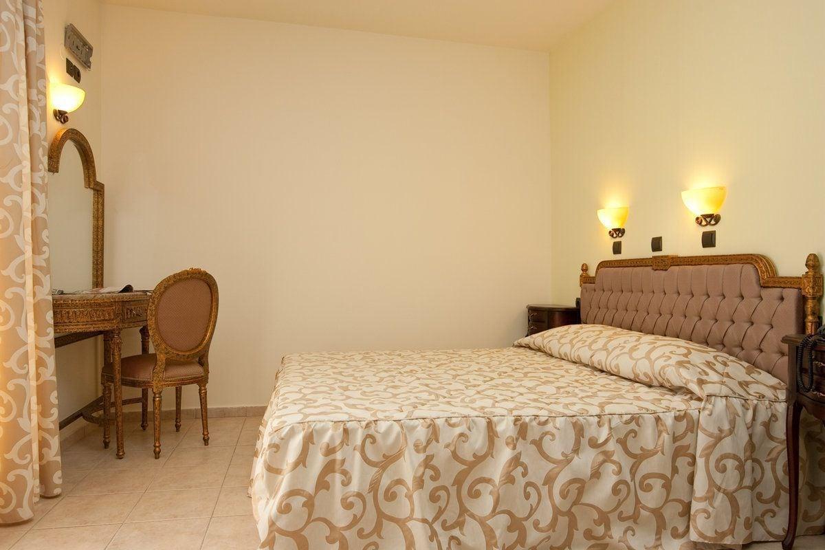 Dias Hotel & Apts Сталіда Номер фото