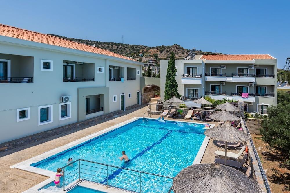 Dias Hotel & Apts Сталіда Екстер'єр фото