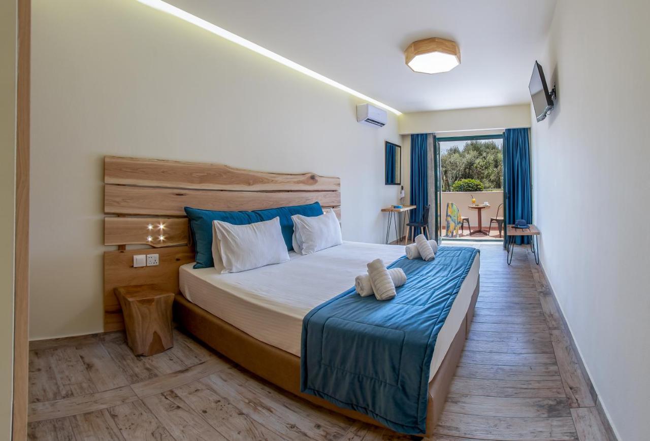 Dias Hotel & Apts Сталіда Екстер'єр фото