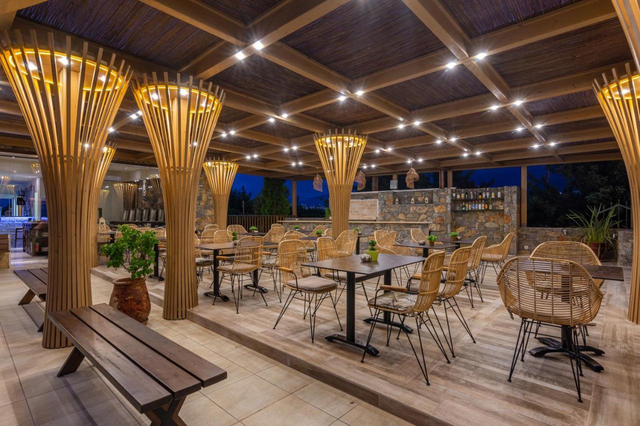 Dias Hotel & Apts Сталіда Екстер'єр фото