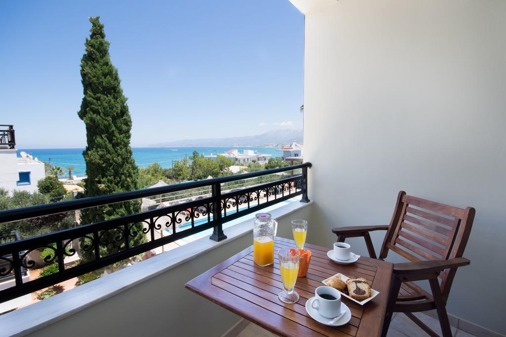Dias Hotel & Apts Сталіда Екстер'єр фото